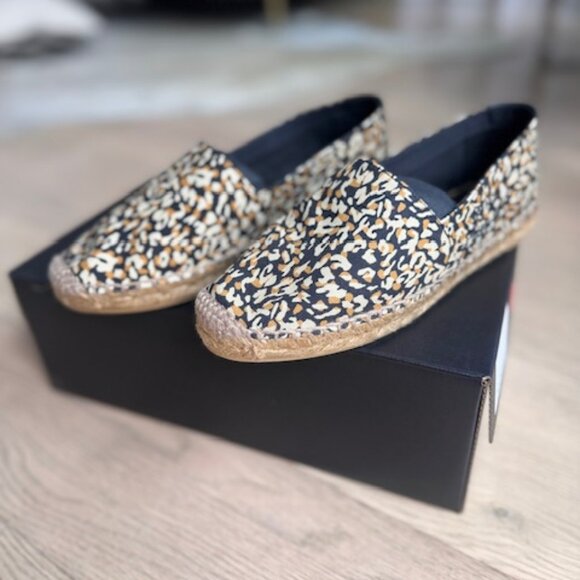 YSL, SAINT LAURENT ESPADRILLES, 36/US 6 - NEW IN BOX - Picture 1 of 8